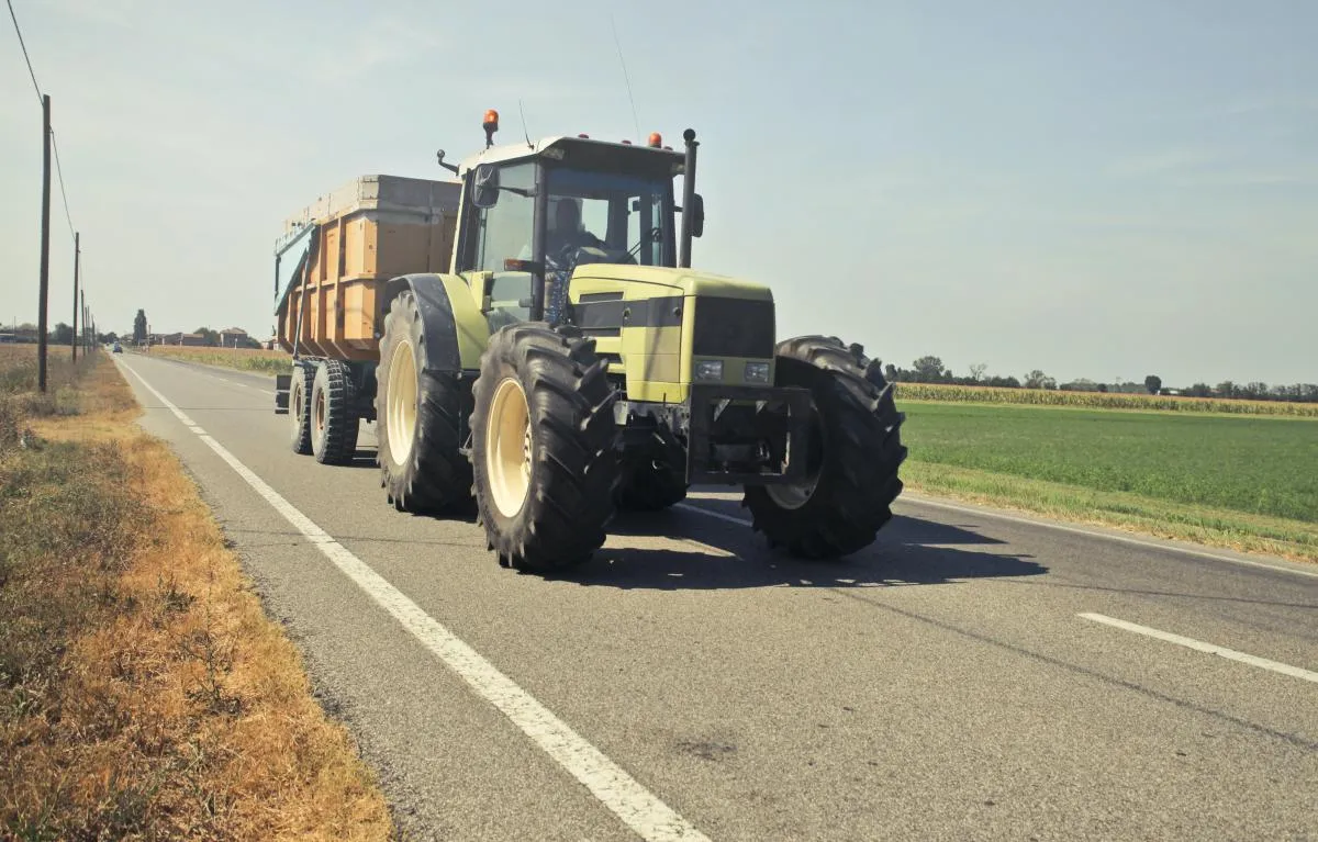 Arbos 3075 z przyczepą